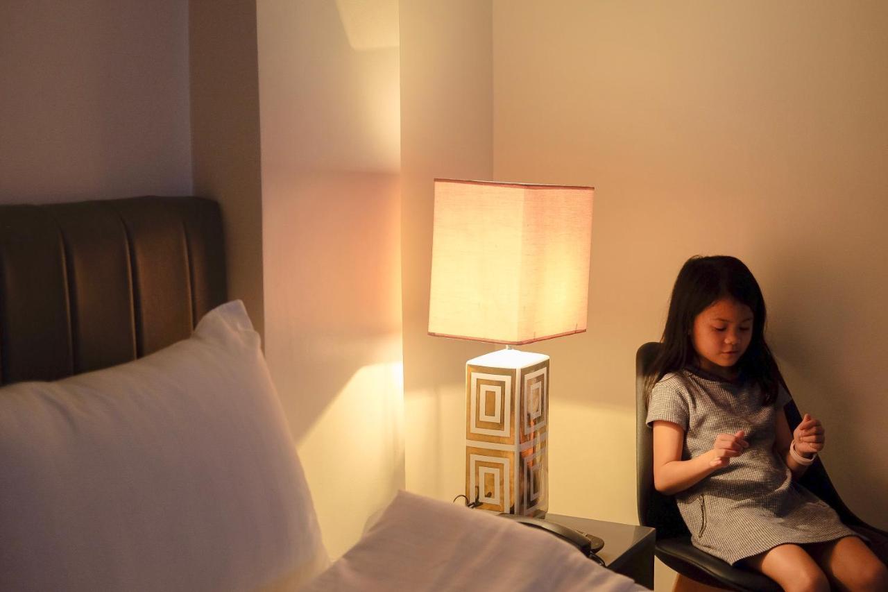 Crevice Hotel Davao City Buitenkant foto
