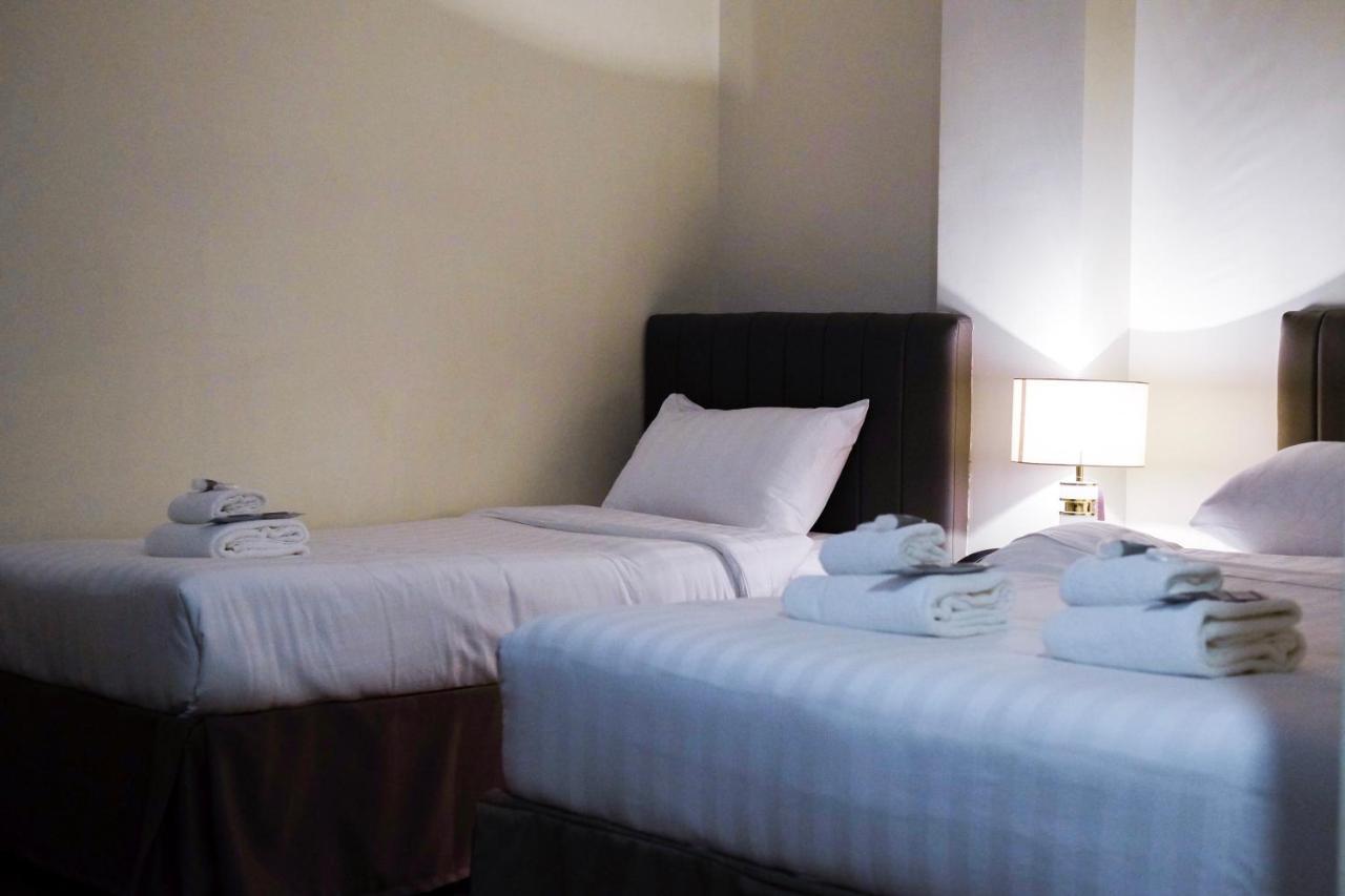 Crevice Hotel Davao City Buitenkant foto
