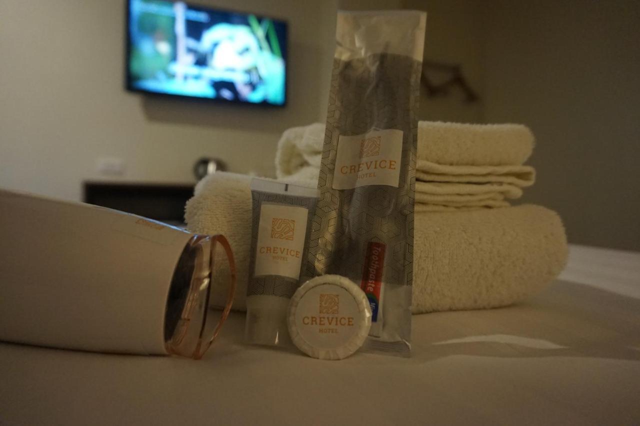 Crevice Hotel Davao City Buitenkant foto